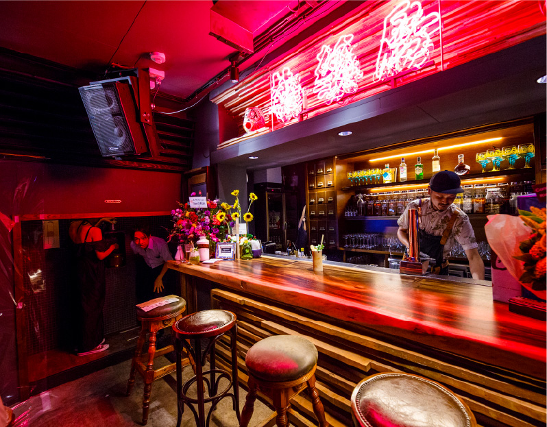 Débris（デブリ）店内